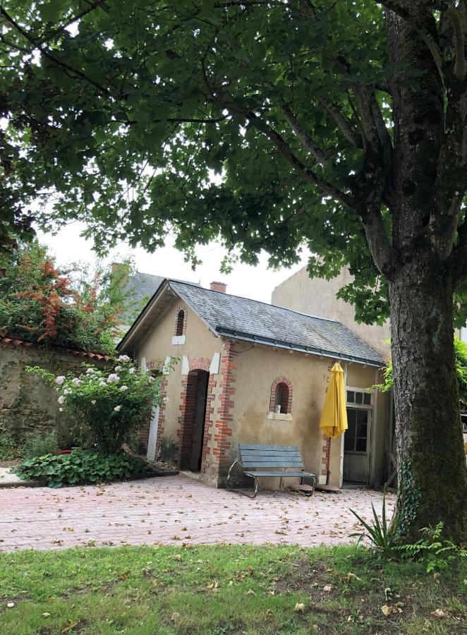 Gite De L'Atelier Herminois Apartment Sainte-Hermine Exterior foto