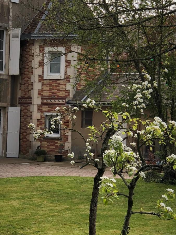 Gite De L'Atelier Herminois Apartment Sainte-Hermine Exterior foto